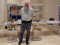 Klaus Wechsler mit seinen erstklassigen, naturgetreuen Pilzmodellen